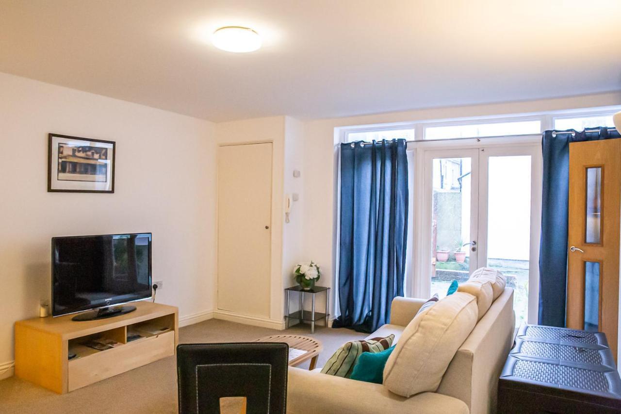 Stylish Modern Mews House In Central St Leonards هاستَنغ المظهر الخارجي الصورة