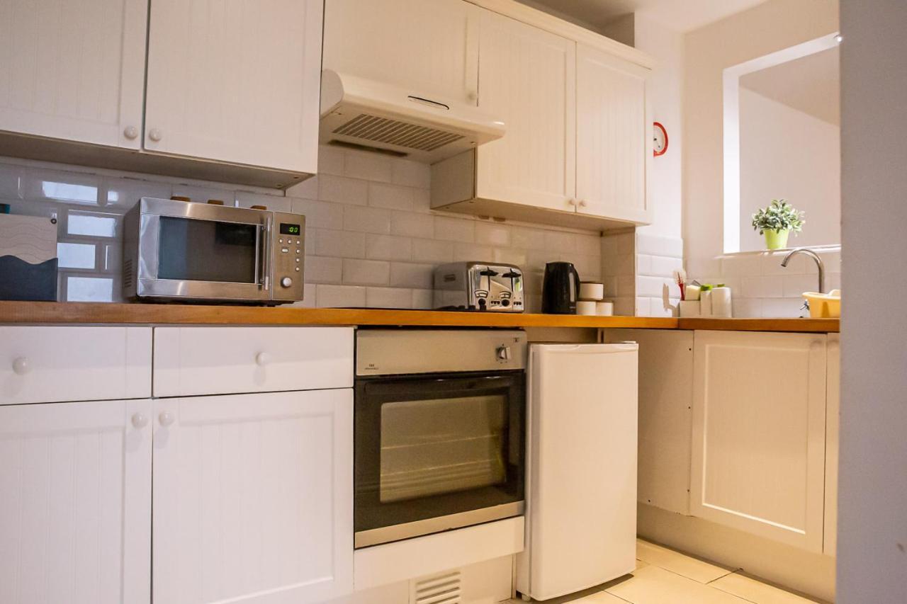Stylish Modern Mews House In Central St Leonards هاستَنغ المظهر الخارجي الصورة