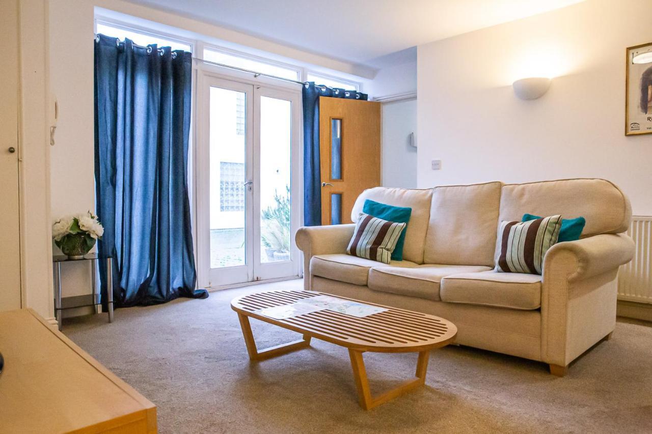 Stylish Modern Mews House In Central St Leonards هاستَنغ المظهر الخارجي الصورة