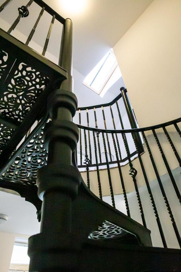 Stylish Modern Mews House In Central St Leonards هاستَنغ المظهر الخارجي الصورة